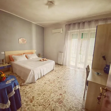 La Pietra Preziosa Panzió Crotone